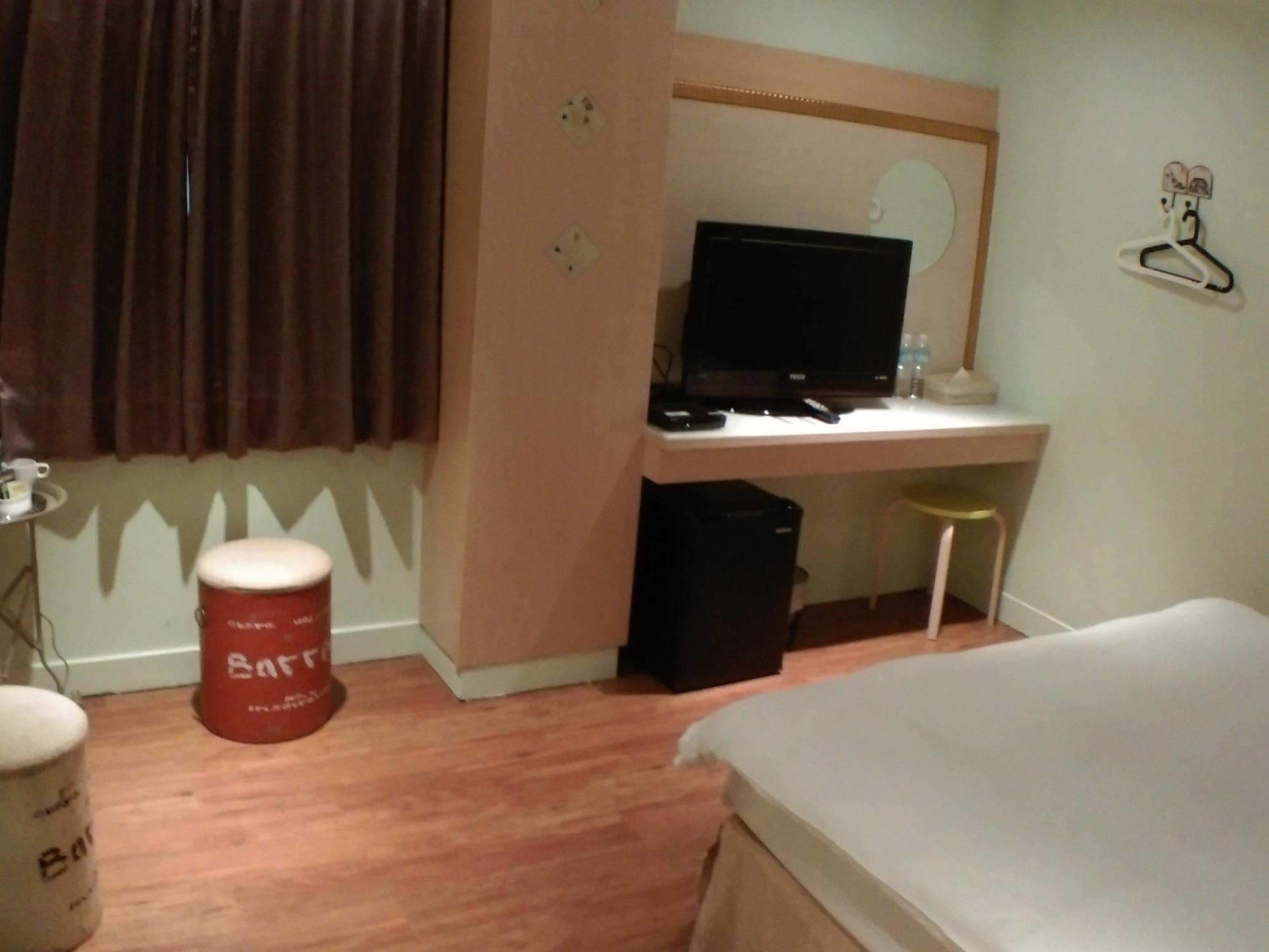 Wan Tai Hotel Csiaji Kültér fotó